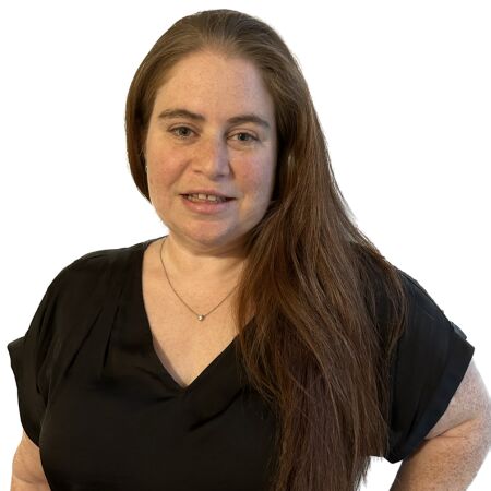 Aviva Reiss, Senior Contracting Specialist